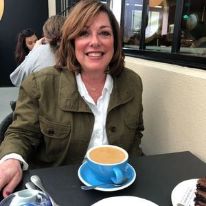 Meet your Posher, Laura